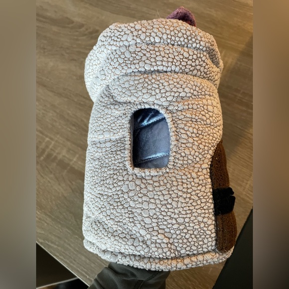 Hand puppet dragon in turret - Picture 4 of 10